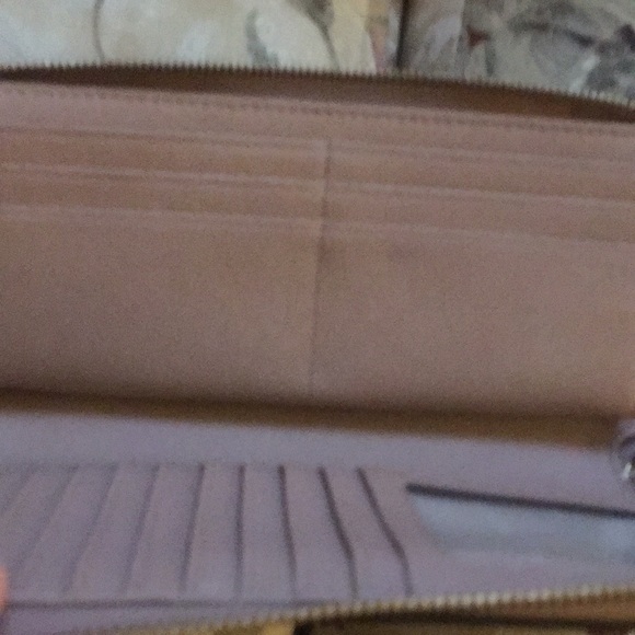 Used Michael Kors wallet/ wristlet. - Picture 2 of 5